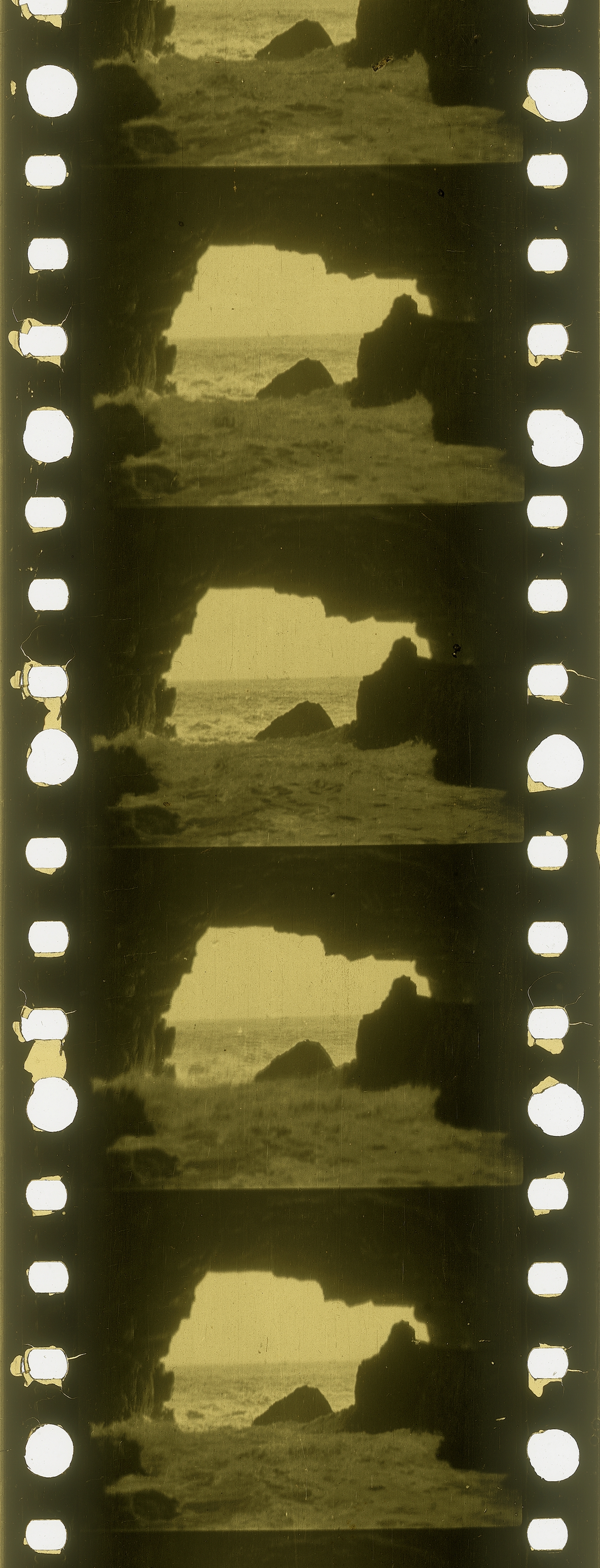Em 1896 já se filmava o mar na Boca do Inferno