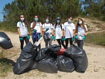 Voluntários recolhem 1,35 toneladas de resíduos nas praias e zonas ribeirinhas de Esposende