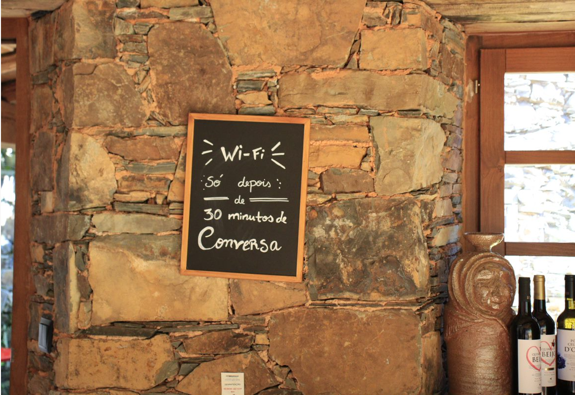  Dis/Connect: como os indivíduos utilizam as tecnologias digitais – e se desligam delas?