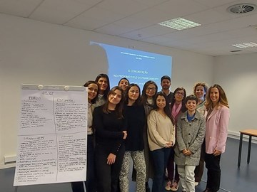 Sessão de brainstorming junta equipas de comunicação 